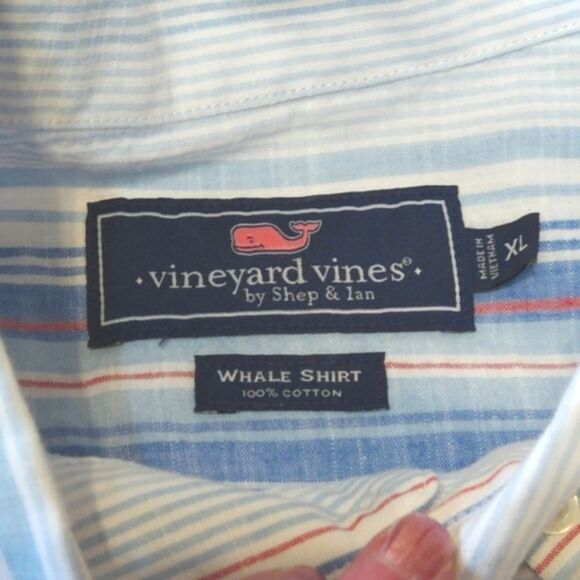 Vineyard Vines Whale Short Sleeve Button Down Shirt - Picture 6 of 6